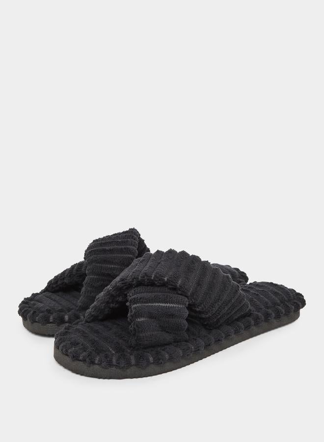 ستايلي شبشب غرفة نوم بتصميم متقاطع - Image 2